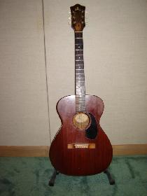 martin copy, mahogany guitar, vintage guild guitar